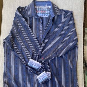 Men’s long sleeve button down Robert Graham shirt